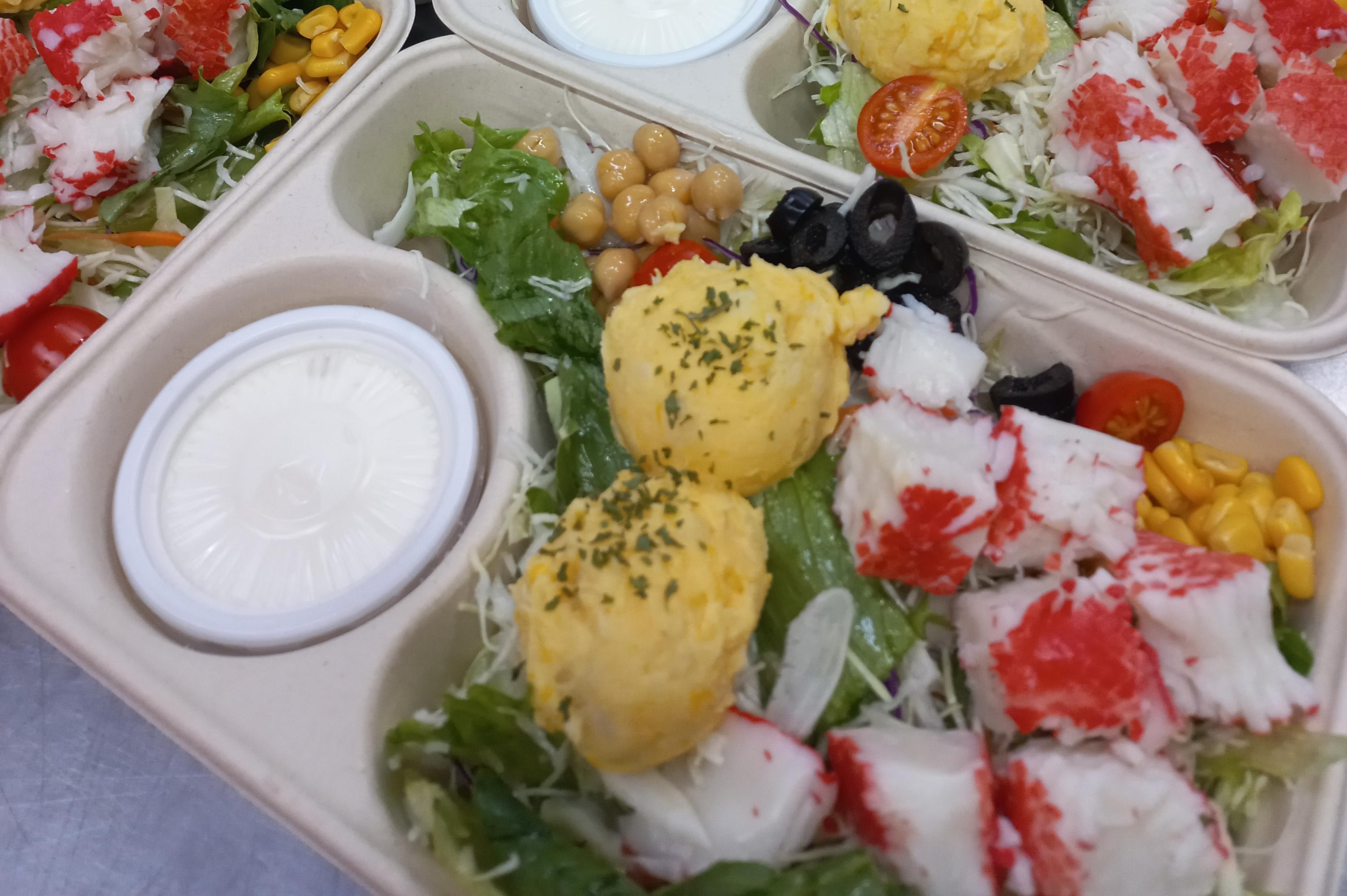 샐러드 도시락 이미지